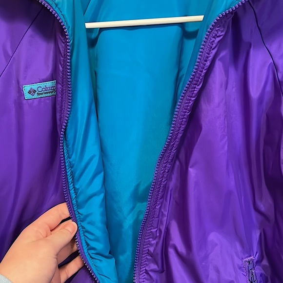 Vintage Women’s Columbia reversible puffer jacket - Picture 3 of 4